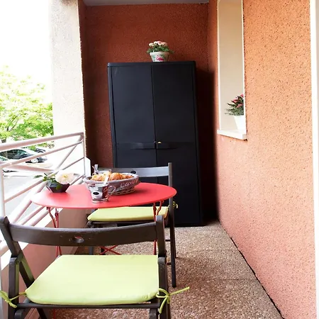 One-bedroom Near Toulouse Airport דירה